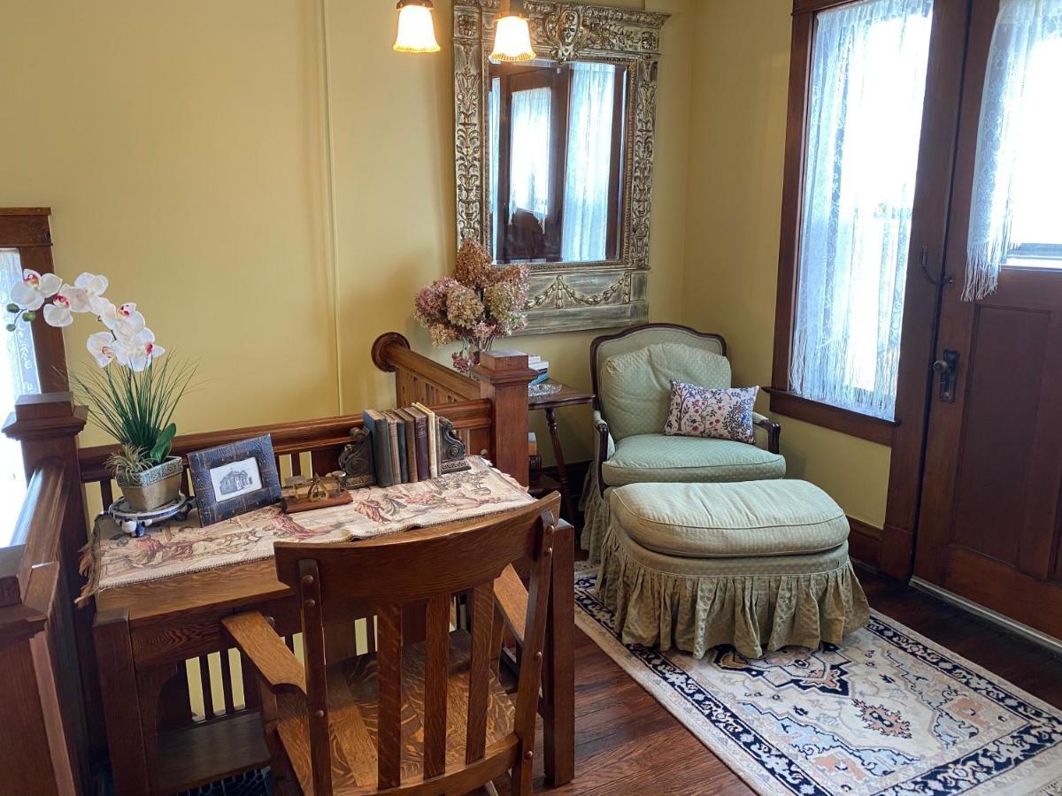 Apartmán The Edmond An 1887 Arts & Crafts Gem Saint Joseph Exteriér fotografie